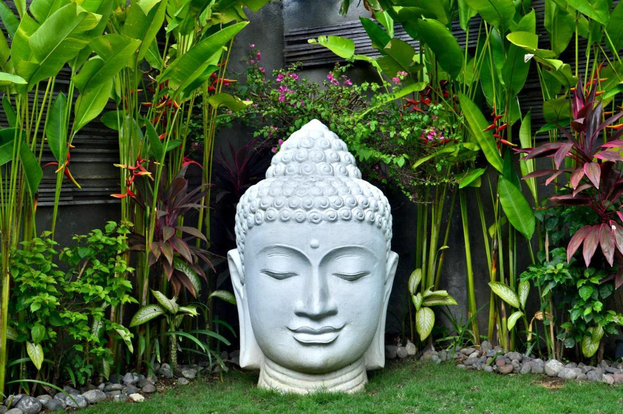 Luxurioese Poolvilla In Canggu Perfekt Fuer Entspannung Und Tropenflair Buitenkant foto