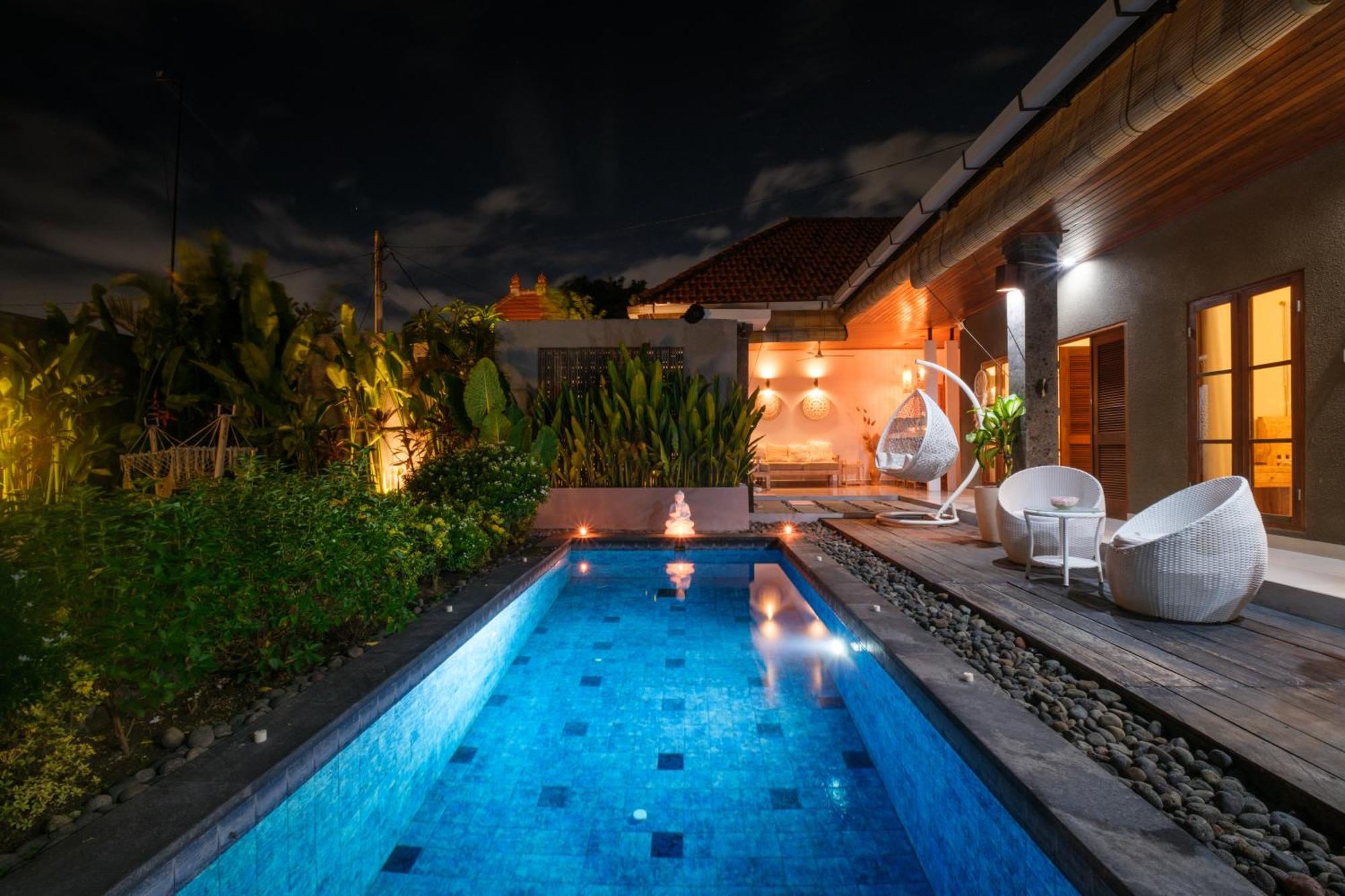 Luxurioese Poolvilla In Canggu Perfekt Fuer Entspannung Und Tropenflair Buitenkant foto