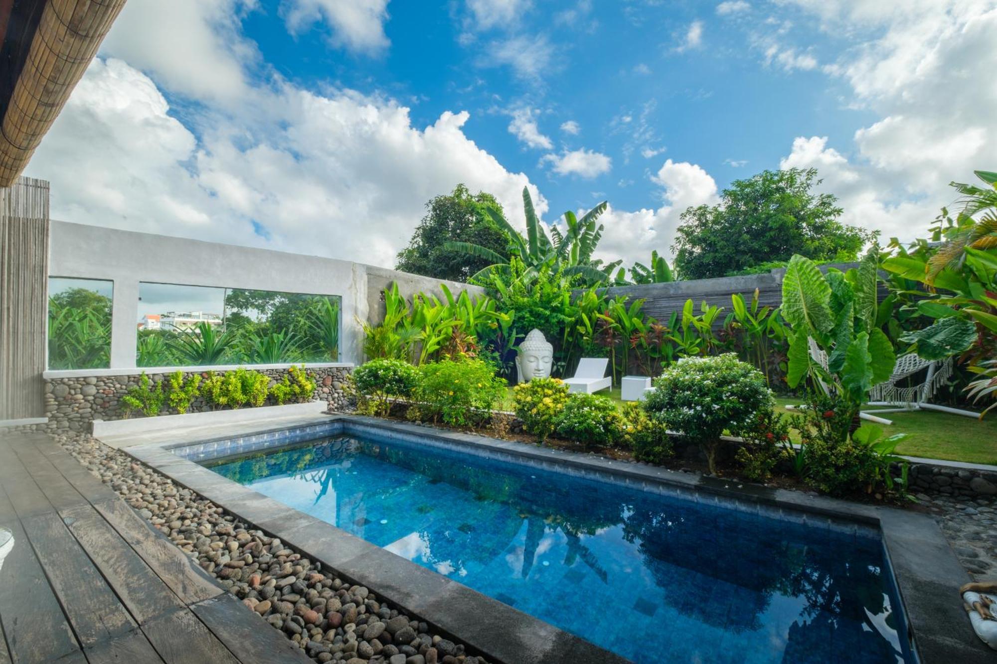 Luxurioese Poolvilla In Canggu Perfekt Fuer Entspannung Und Tropenflair Buitenkant foto