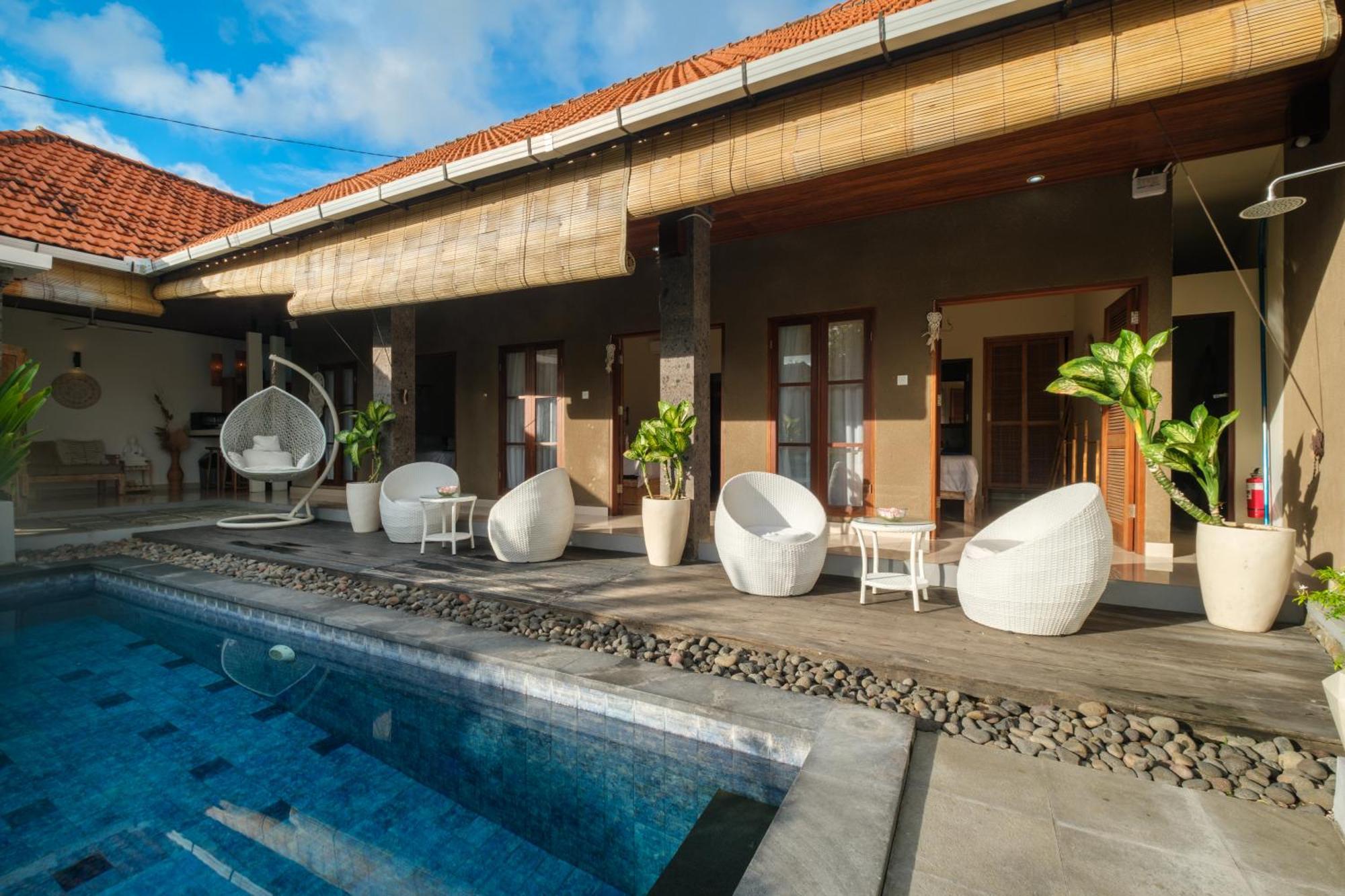 Luxurioese Poolvilla In Canggu Perfekt Fuer Entspannung Und Tropenflair Buitenkant foto