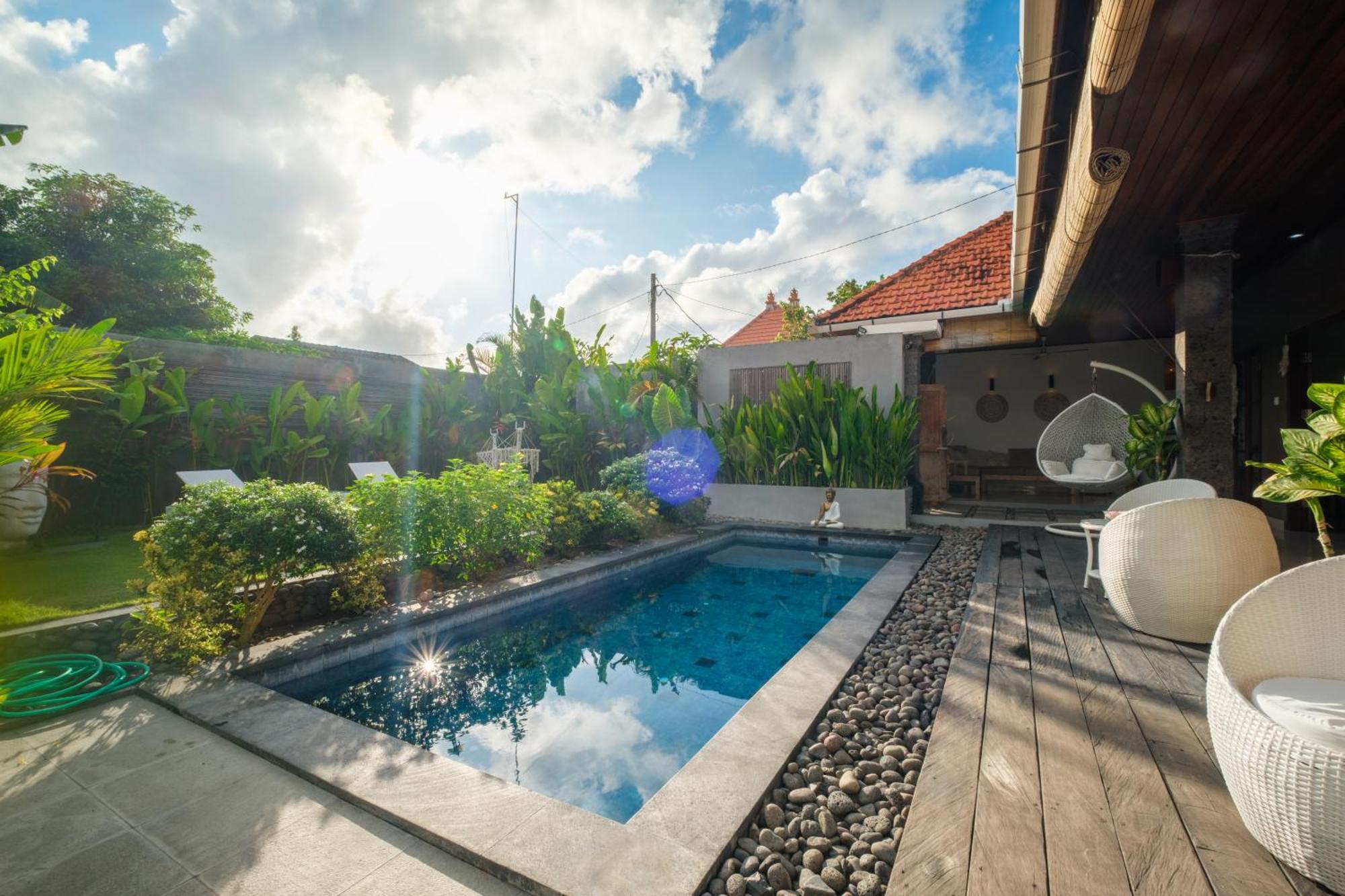 Luxurioese Poolvilla In Canggu Perfekt Fuer Entspannung Und Tropenflair Buitenkant foto